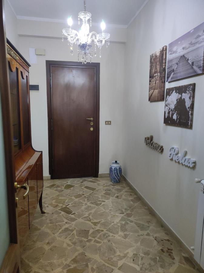 New Dawn Apartment, Appartamento Turistico, Casa Per Vacanza, Tre Camere Indipendenti カターニア エクステリア 写真