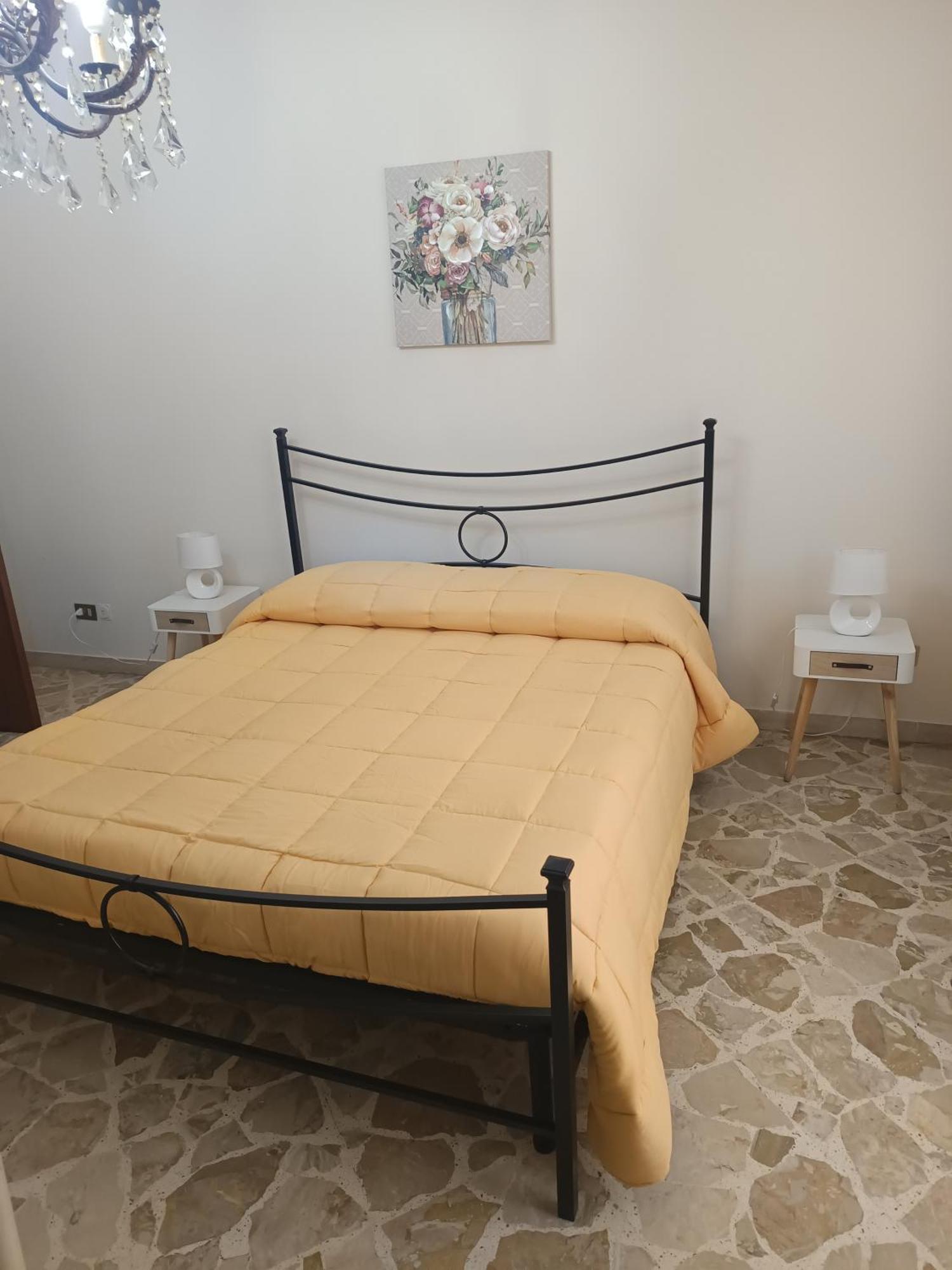 New Dawn Apartment, Appartamento Turistico, Casa Per Vacanza, Tre Camere Indipendenti カターニア エクステリア 写真