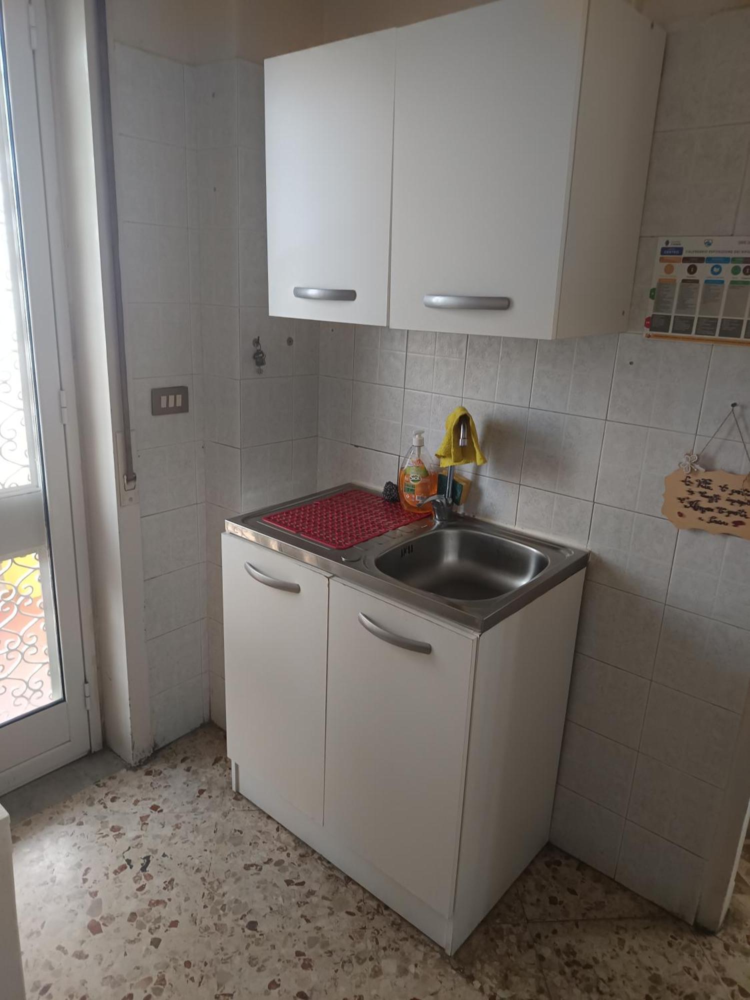 New Dawn Apartment, Appartamento Turistico, Casa Per Vacanza, Tre Camere Indipendenti カターニア エクステリア 写真